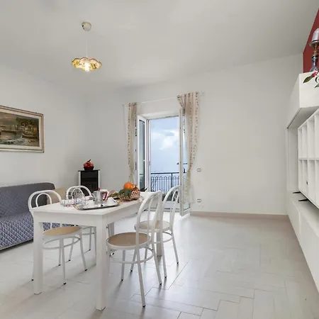 Casa Alyssa Vakantiehuis Massa Lubrense
